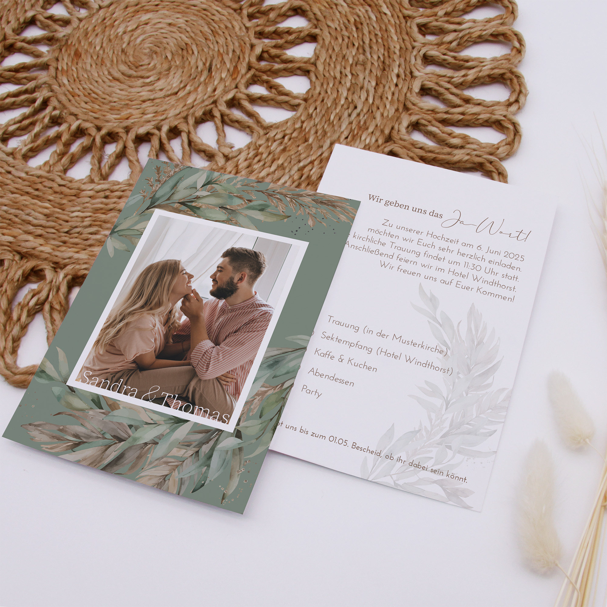 Postkarte DIN A6 im Hochformat - Boho "rooted together"